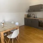 Apartmán Mit Giebelzimmer *