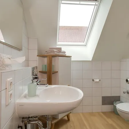 Apartamento Mit Giebelzimmer