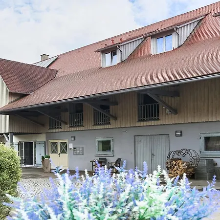 Apartamento Mit Giebelzimmer *